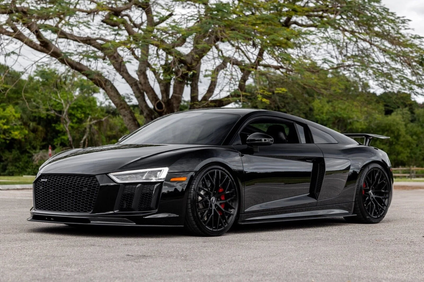 Audi R8 V10